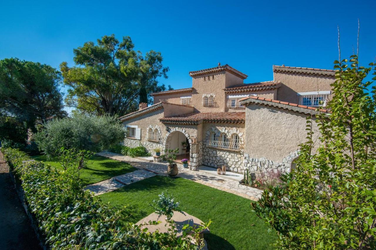 Bastide Les 3 Portes Saint-Paul-de-Vence Buitenkant foto